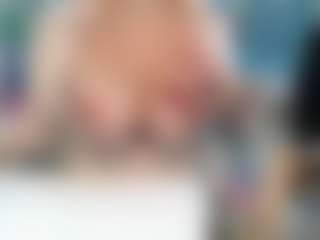 Show Live Sex Cam Passionate blonde