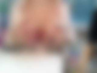 Show en direct avec Passionate blonde - Handjob sur Camsoda