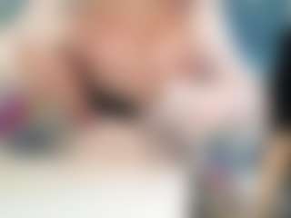 Passionate blonde's Live Sex Cam Show
