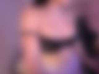 Live cam show with melisabahamon - Shaved Pussy on Cam Slut