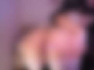 Live cam show with melisabahamon - Big Tits on TeamSkeetLive