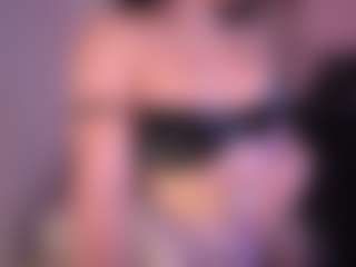 Live cam show with melisabahamon - Dildo on TeamSkeetLive