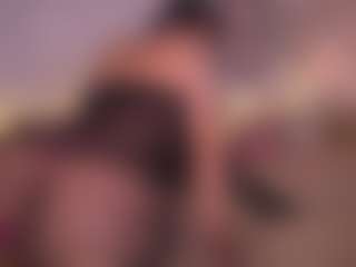 Live cam show with melisabahamon - Toys on CamClone