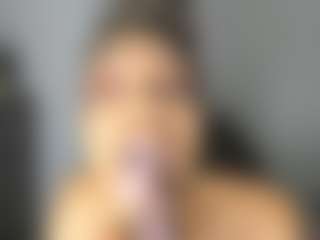 Melaashara's Live Sex Cam Show