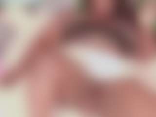Live cam show with Jhoxy_M - BBW on Big Tits