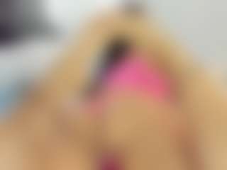 Live cam show with alizehorny - Interactivetoy on Camsoda