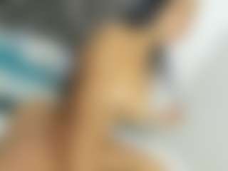 Live cam show with alizehorny - Deepthroat on Fit Hotties