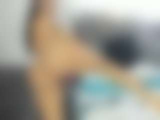 Live cam show with alizehorny - Brown Eyes on Camsoda
