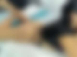 Live cam show with alizehorny - Athletic on AdultVida.com