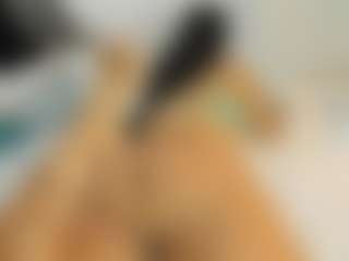 Live cam show with alizehorny - Interactivetoy on Milfs Live