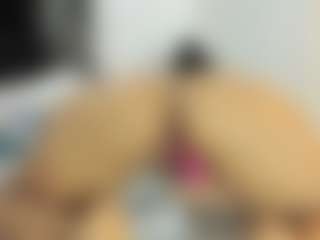 Live cam show with alizehorny - Anal Toys on hrnylive.com