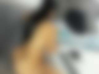 Live cam show with alizehorny - Athletic on LiveSexCams6