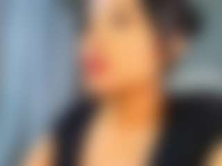 Live cam show with Kloewandan - Strip on hrnylive.com