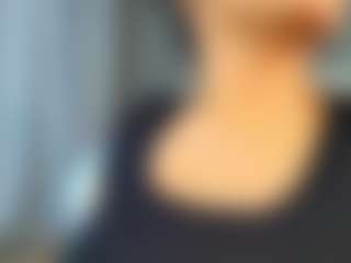 Live cam show with Kloewandan - Bedroom Big Tits on CamSextacy