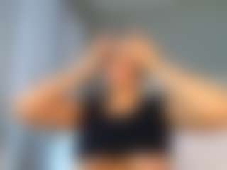 Live cam show with Kloewandan - Brown Eyes Big Tits on live18s.com