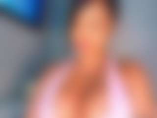 Live cam show with Kloewandan - Tease BBW on Strip Flash - Live Sex Shows