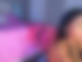 Live cam show with Kloewandan - Shaved Pussy on StripNow