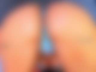 Live cam show with Kloewandan - Tease Blonde Hair on madthumbs