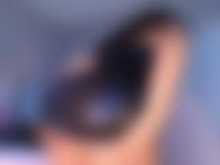 Live cam show with Kloewandan - Spy Curvy on Camsoda