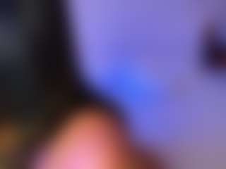 Live cam show with Kloewandan - Big Tits on TeamSkeetLive
