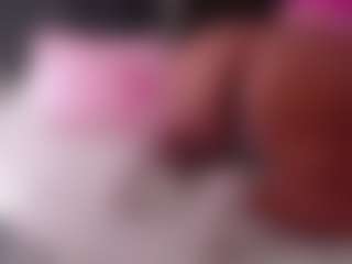 Live cam show with Candy - Bikini on fapnchat