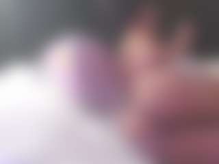 Live cam show with Candy - Thong on Dolls Live