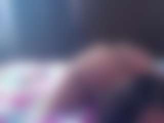 Live cam show with Candy - Thong on madthumbs