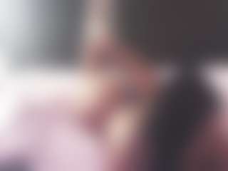 Live cam show with Candy - Bikini on SxyPornLive
