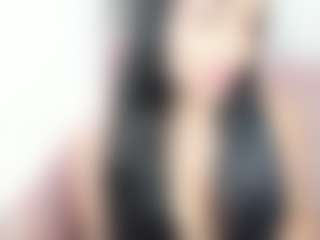 Live cam show with Mia Ricci - Big Ass on hotwifechat.live