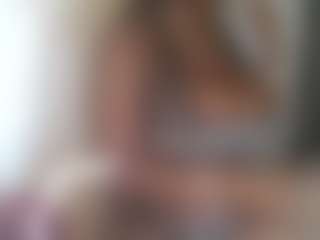 Live cam show with unique-sutra - Bikini on StripNow