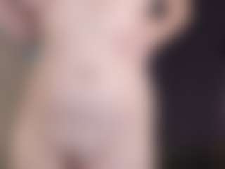 kellycarolina's Live Sex Cam Show