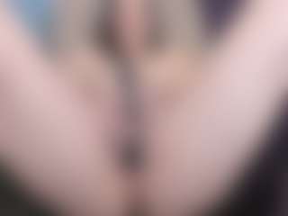 Live cam show with kellycarolina - Brown Hair on Instabang