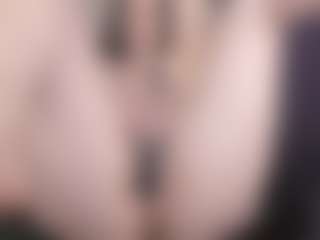 Live cam show with kellycarolina - Middle Aged on Fit Hotties