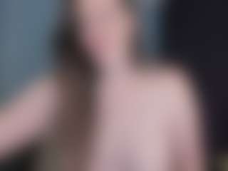 kellycarolina's Live Sex Cam Show