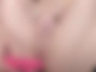 kellycarolina's Live Sex Cam Show