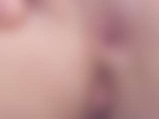 kellycarolina's Live Sex Cam Show