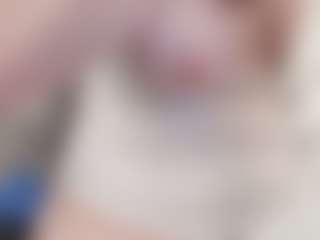 Live cam show with kellycarolina - Brown Hair on https://playwithruby.com