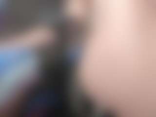Live cam show with kellycarolina - Oil on Mixed Magazine Live