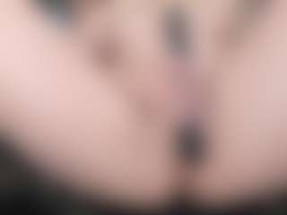 Live cam show with kellycarolina - Squirt on Camsoda