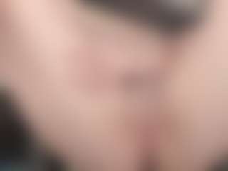 kellycarolina's Live Sex Cam Show