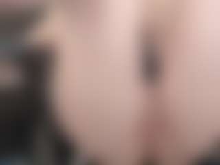 kellycarolina's Live Sex Cam Show