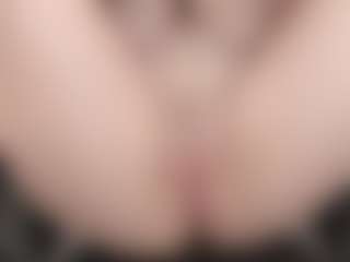 Live cam show with kellycarolina - Spank Brown Hair on AdultVida.com