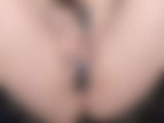 Live cam show with kellycarolina - White on Camsoda | united states