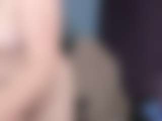 kellycarolina's Live Sex Cam Show