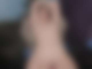 kellycarolina's Live Sex Cam Show