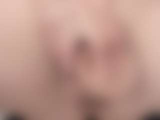 kellycarolina's Live Sex Cam Show