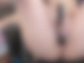 kellycarolina's Live Sex Cam Show