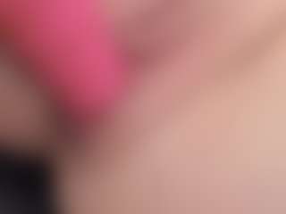 kellycarolina MILF webcam performer live streaming