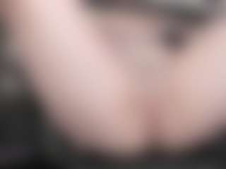 Live cam show with kellycarolina - Sexwebcam MILF on hotwifechat.live