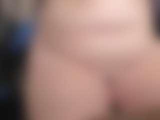 kellycarolina MILF webcam performer live streaming